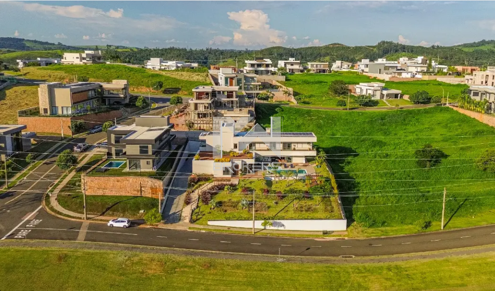 Casa em Condomínio à venda no Condomínio Campo de Toscana: fotos aéreas