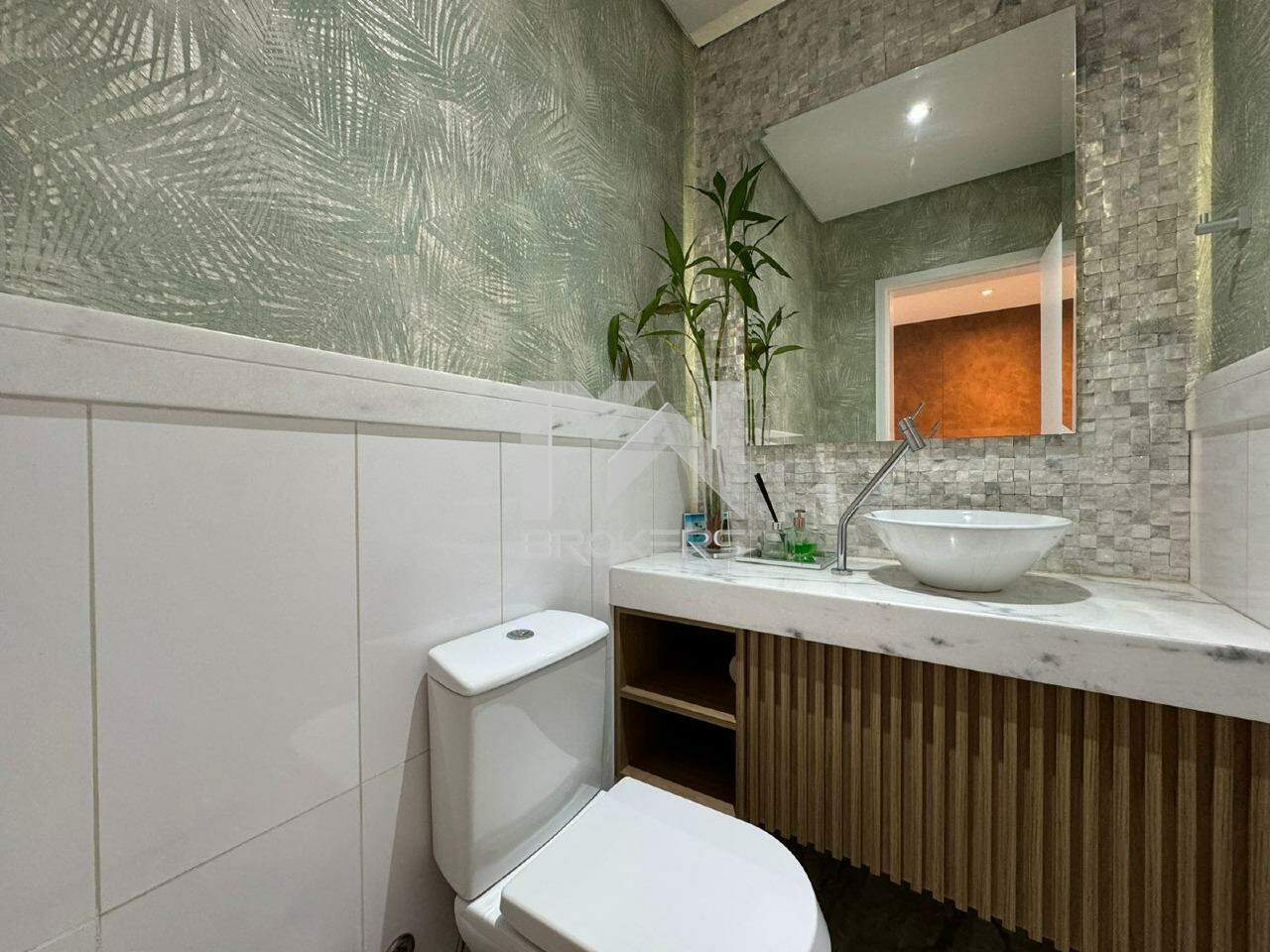 Casa em Condomínio à venda no Condomínio Villagio di Verona: lavabo