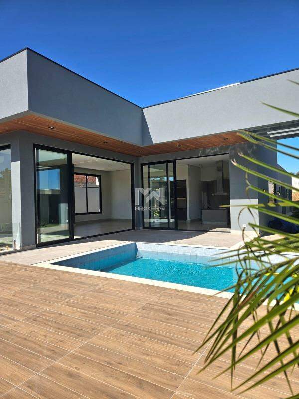 Casa em Condomínio para aluguel no Condomínio Marambaia: piscina
