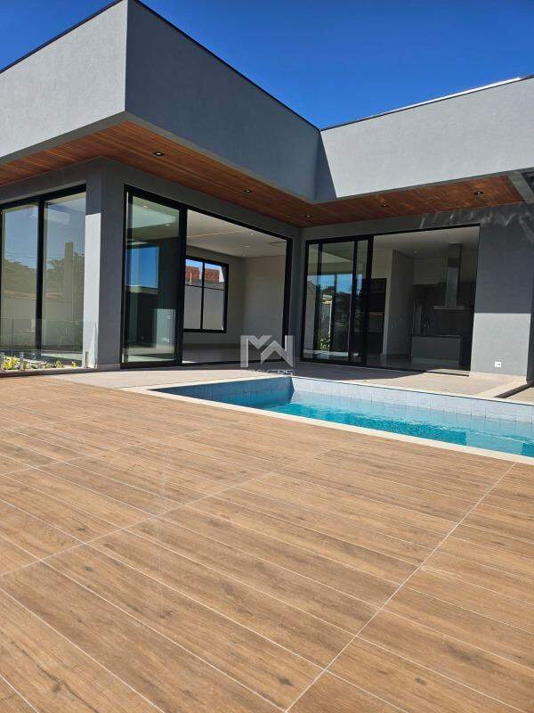 Casa em Condomínio para aluguel no Condomínio Marambaia: solarium