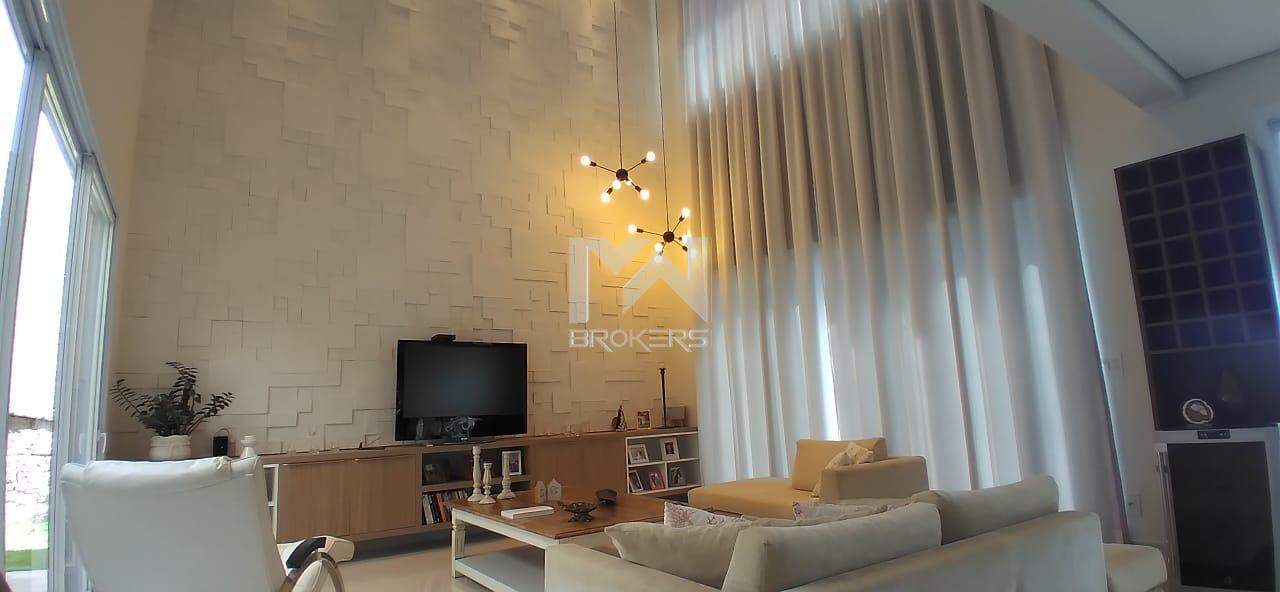 Casa em Condomínio à venda no Pinheirinho: Sala