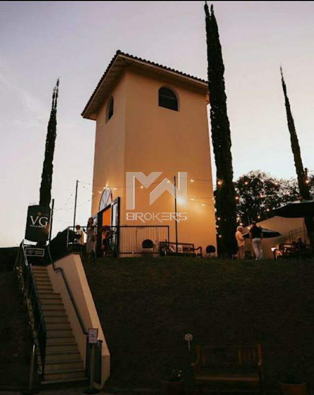 Prédio à venda no Cachoeira: torre