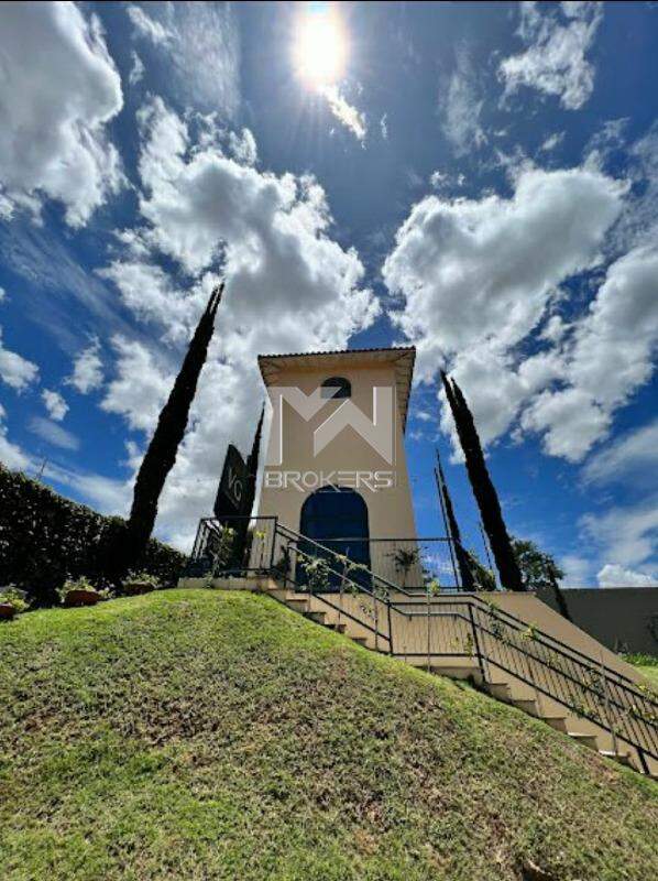 Prédio à venda no Cachoeira: torre