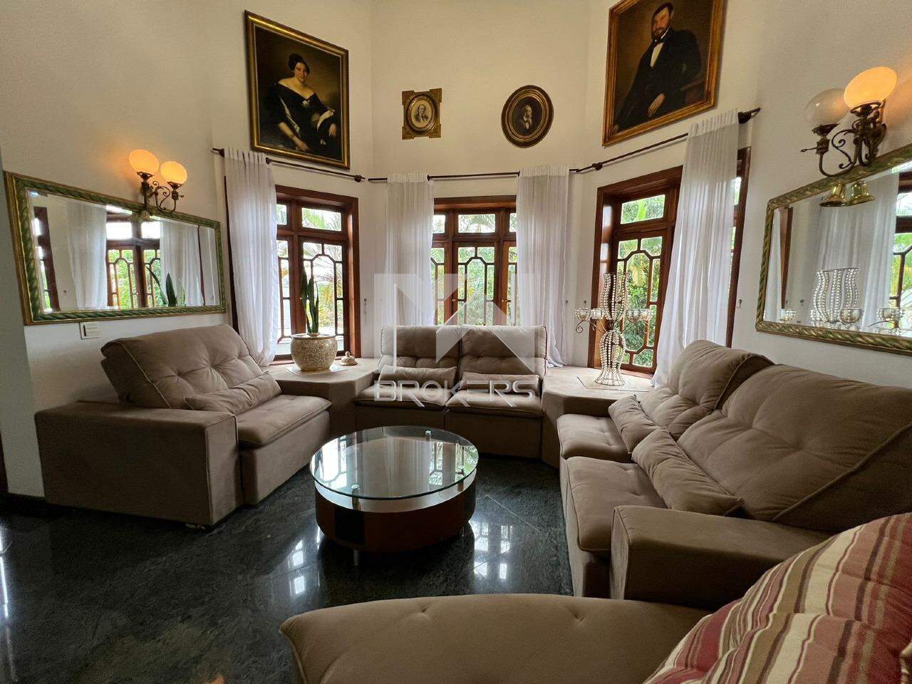 Casa em Condomínio à venda no Condomínio Marambaia: sala de estar