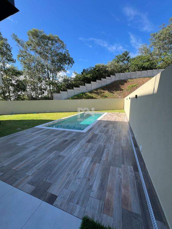 Casa em Condomínio à venda no Condomínio Arboretum: externa