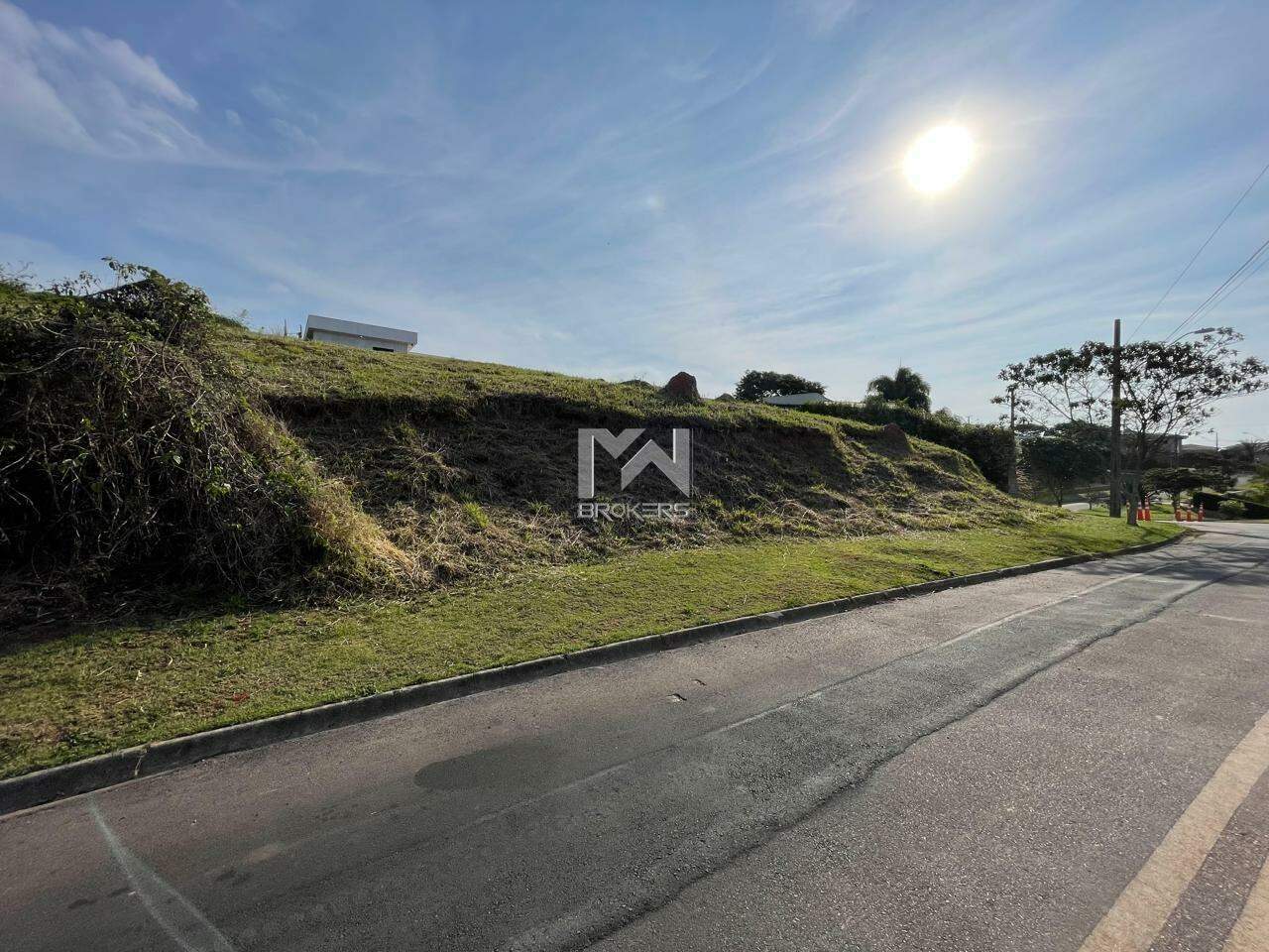 Terreno à venda no Condomínio Jardim Primavera: vista rua