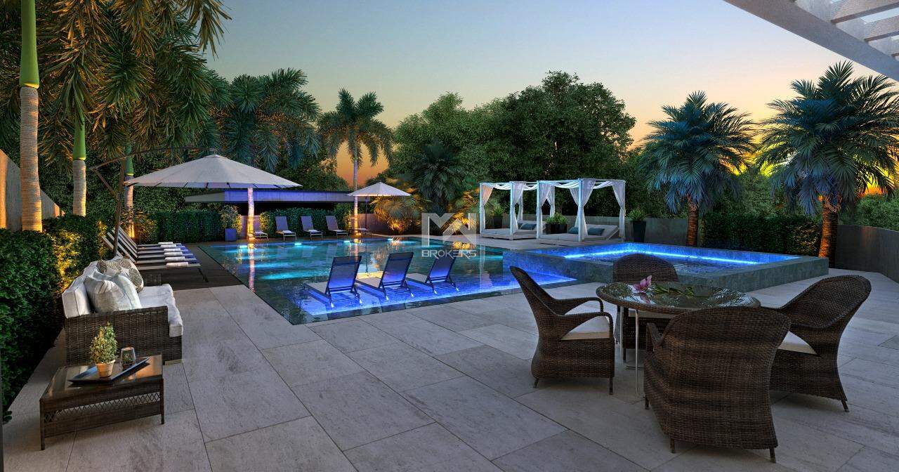 Terreno à venda no Pinheirinho: piscinas