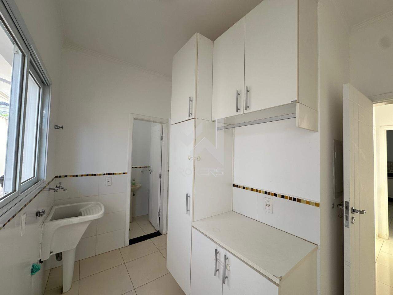 Casa em Condomínio à venda no Condomínio San Marino: Lavanderia