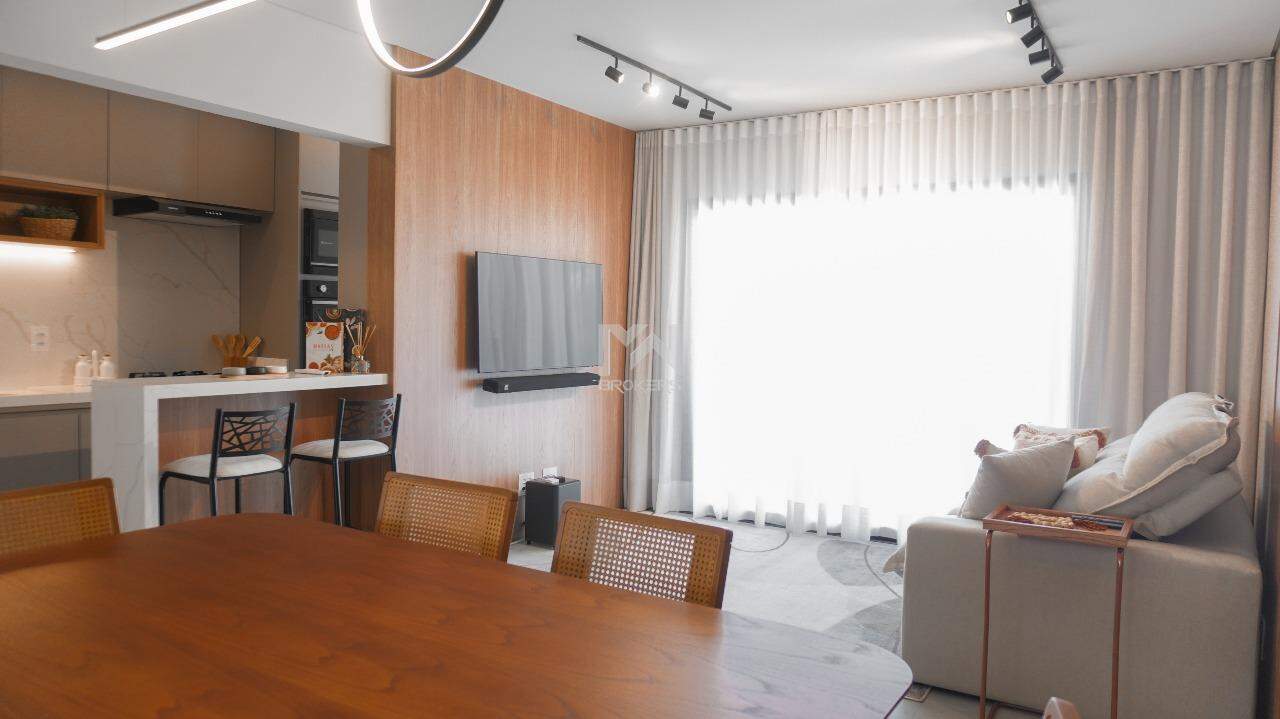 Apartamento à venda no Centro: DECORADO - salas