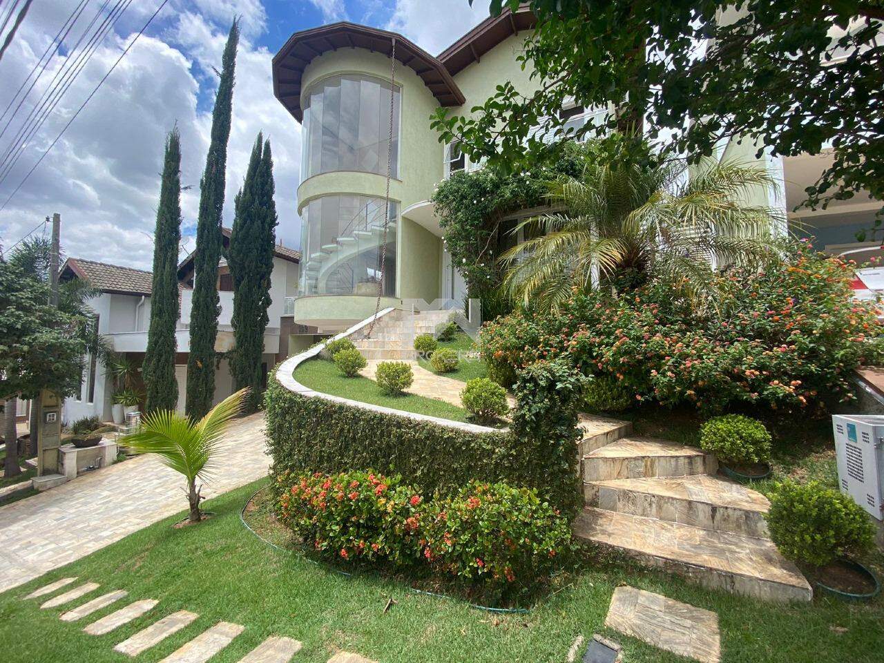 Casa em Condomínio à venda no Loteamento Recanto dos Paturis: fachada