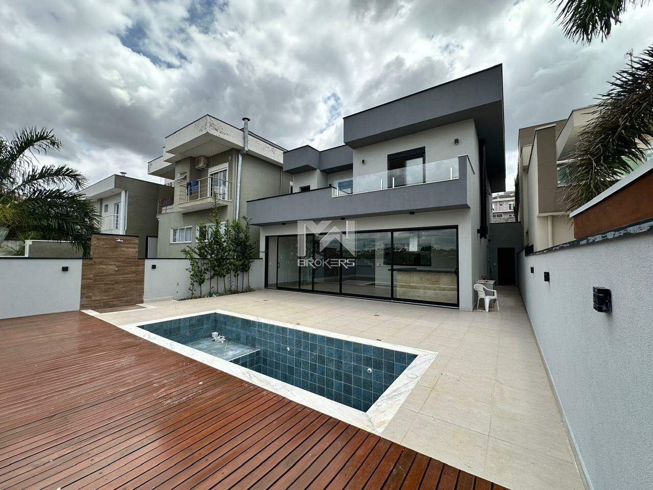 Casa em Condomínio à venda no Jardim Alto da Colina: Fundo