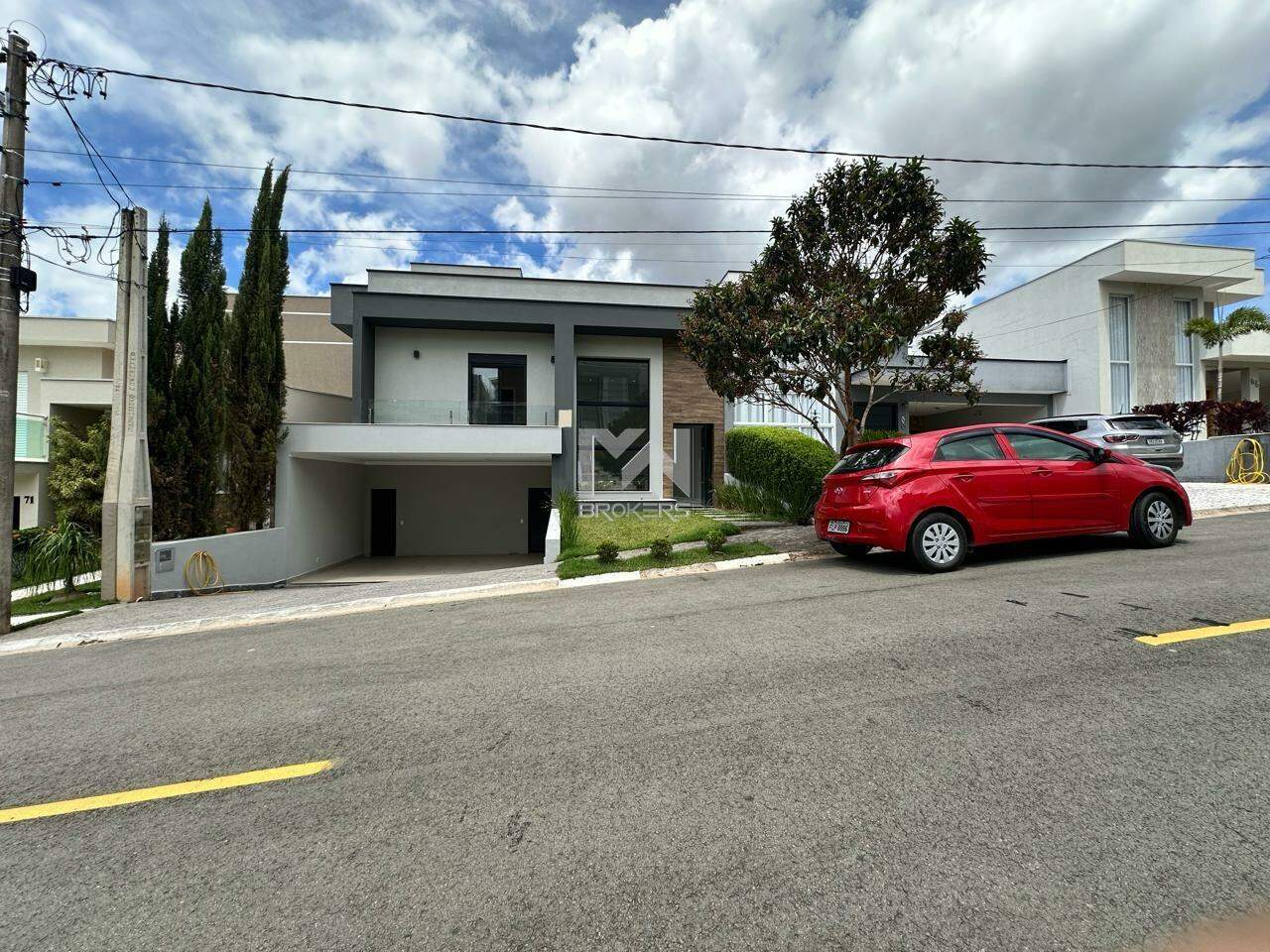Casa em Condomínio para aluguel no Jardim Alto da Colina: Frente