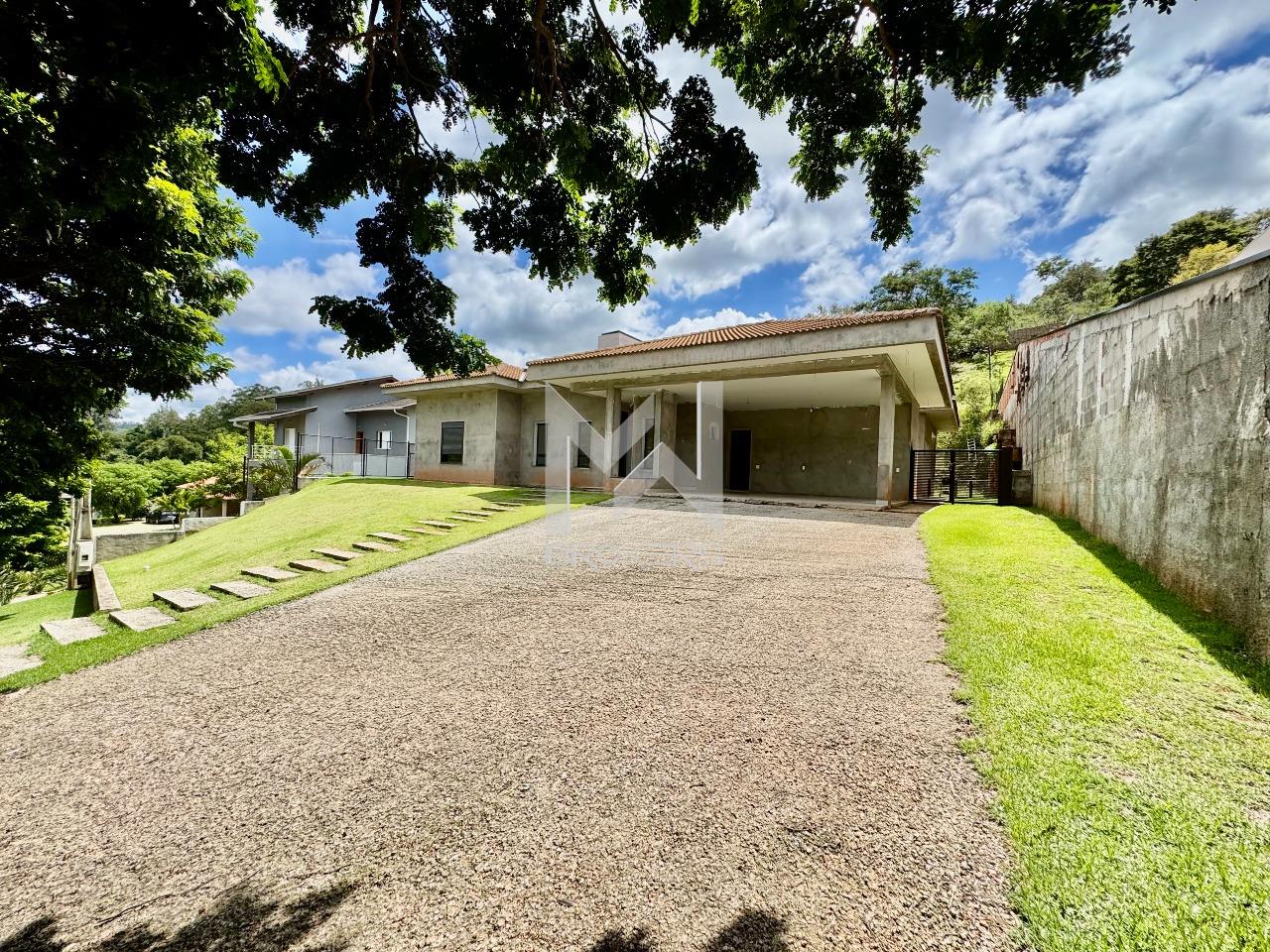 Casa em Condomínio à venda no Condomínio Jardim Primavera: Fachada