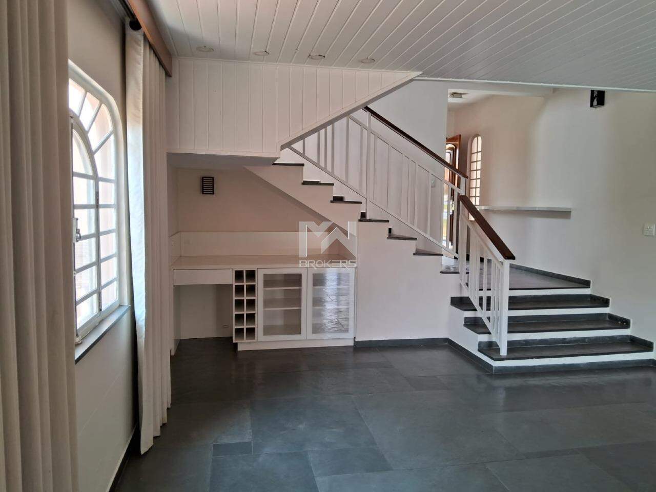 Casa em Condomínio à venda no Condomínio Marambaia: salas