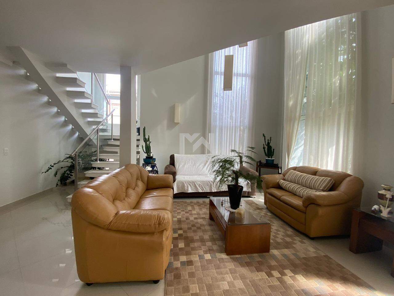 Casa em Condomínio à venda no Condomínio Terras de Vinhedo: salas