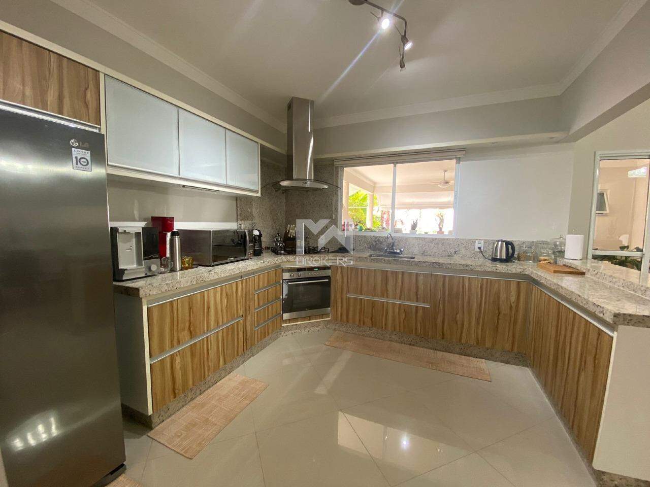 Casa em Condomínio à venda no Condomínio Terras de Vinhedo: cozinha