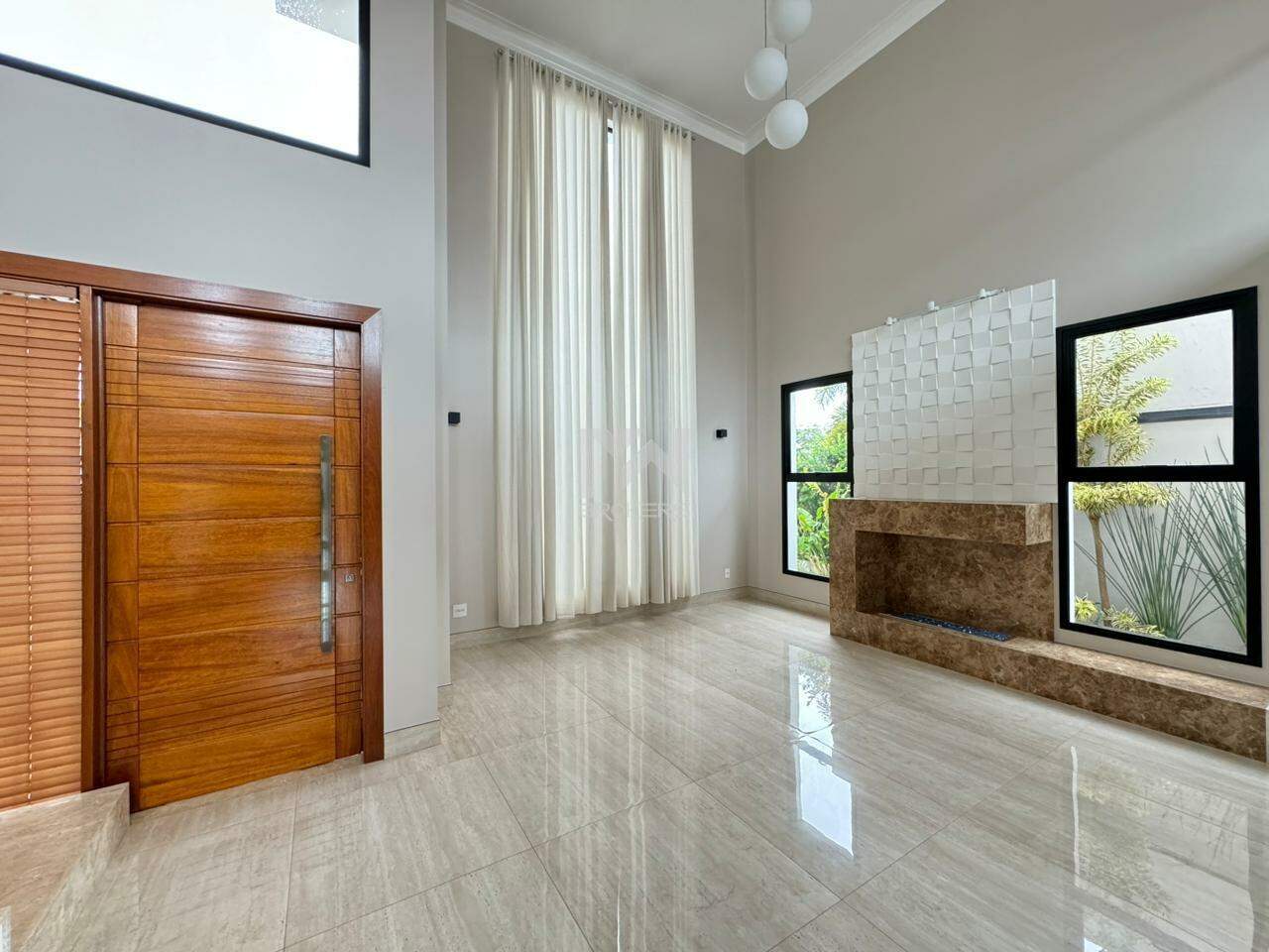 Casa em Condomínio à venda no Swiss Park: salas