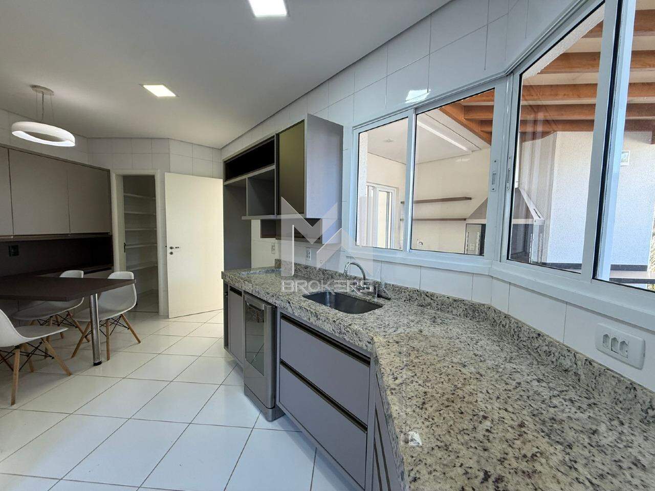 Casa em Condomínio à venda no Observatório: cozinha