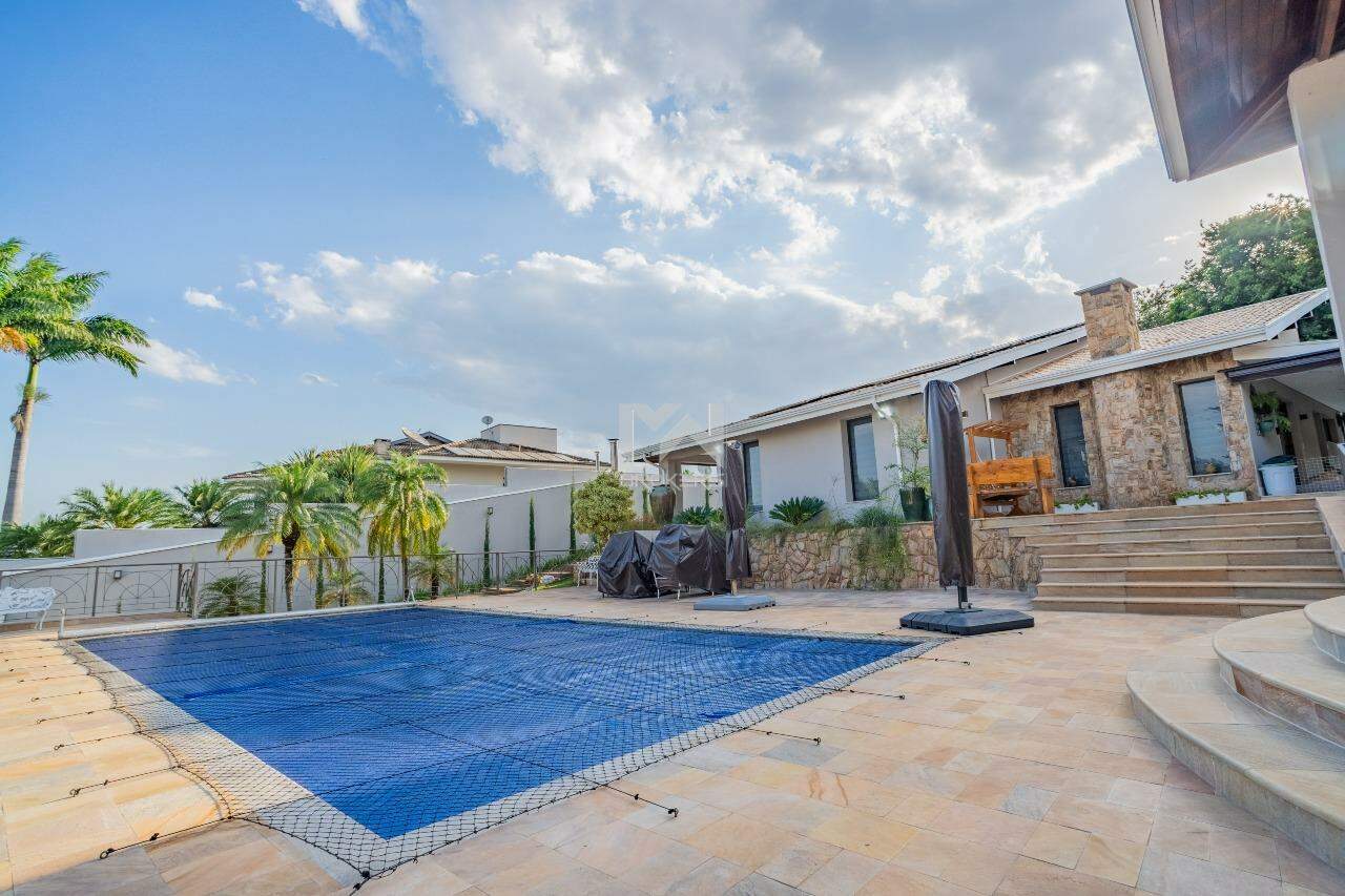 Casa em Condomínio à venda no Condomínio Marambaia: piscina