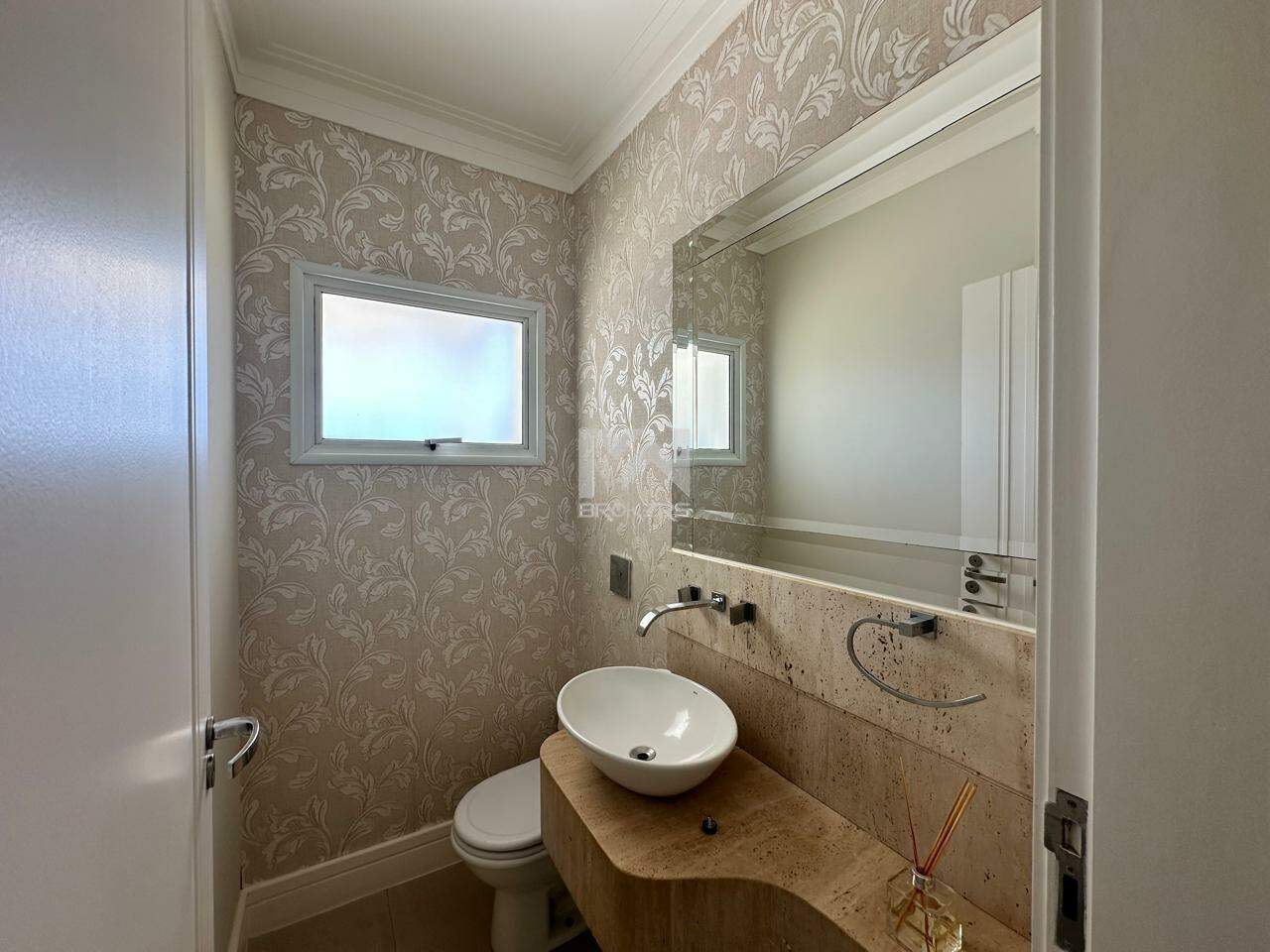 Casa em Condomínio à venda no Condomínio Villagio di Verona: Lavabo