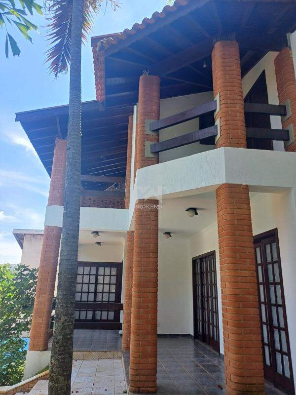 Casa em Condomínio para aluguel no Condominio Villaggio Capriccio: fachada lateral