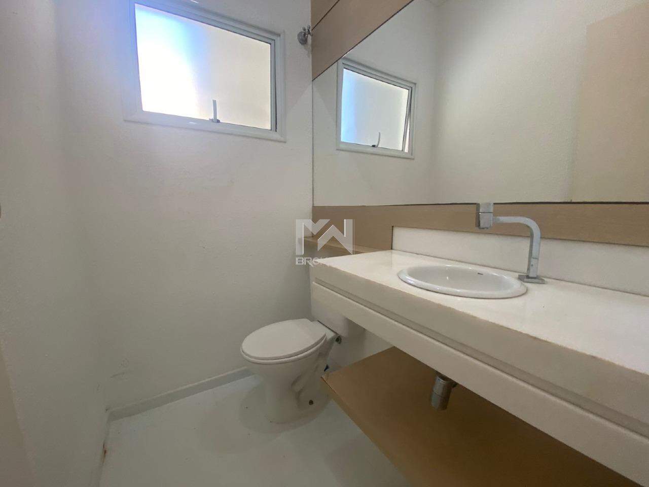 Casa em Condomínio para aluguel no Condomínio Vista Alegre: lavabo