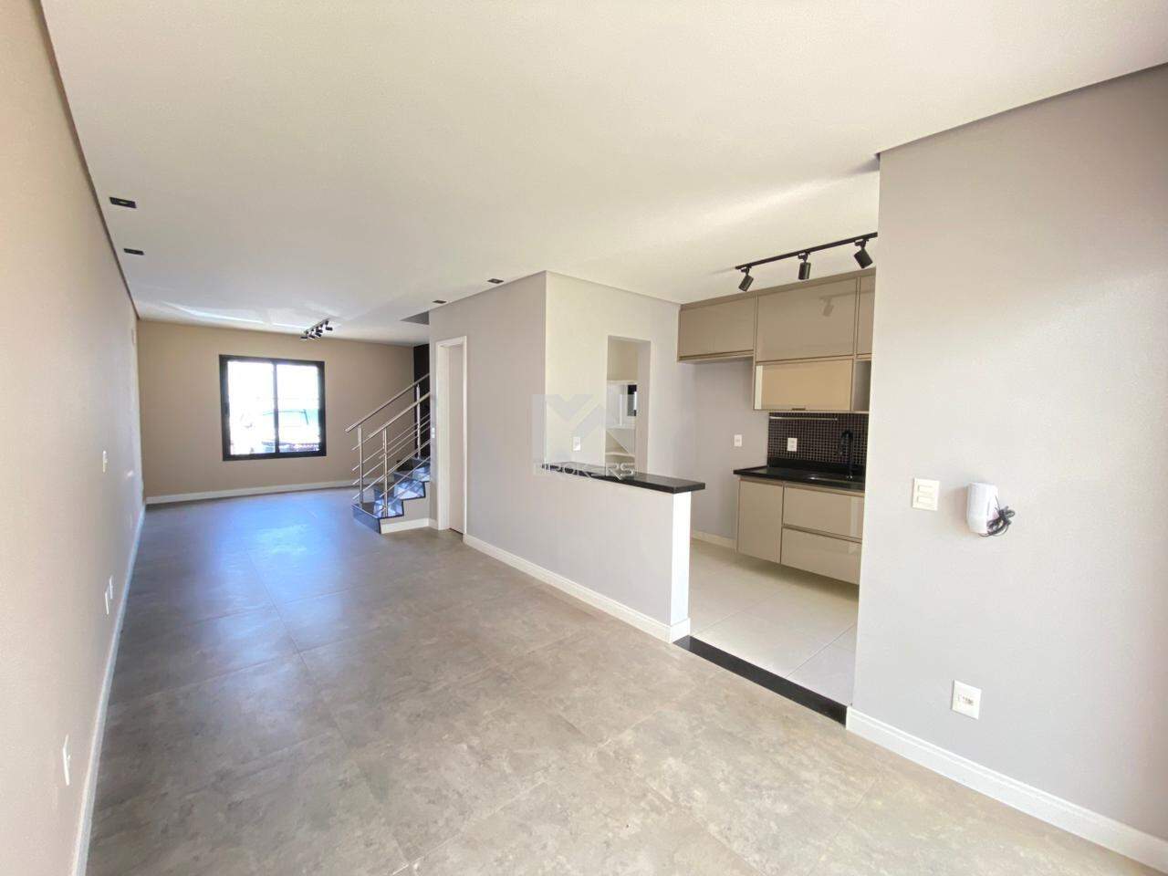 Casa em Condomínio à venda no Pinheirinho: salas