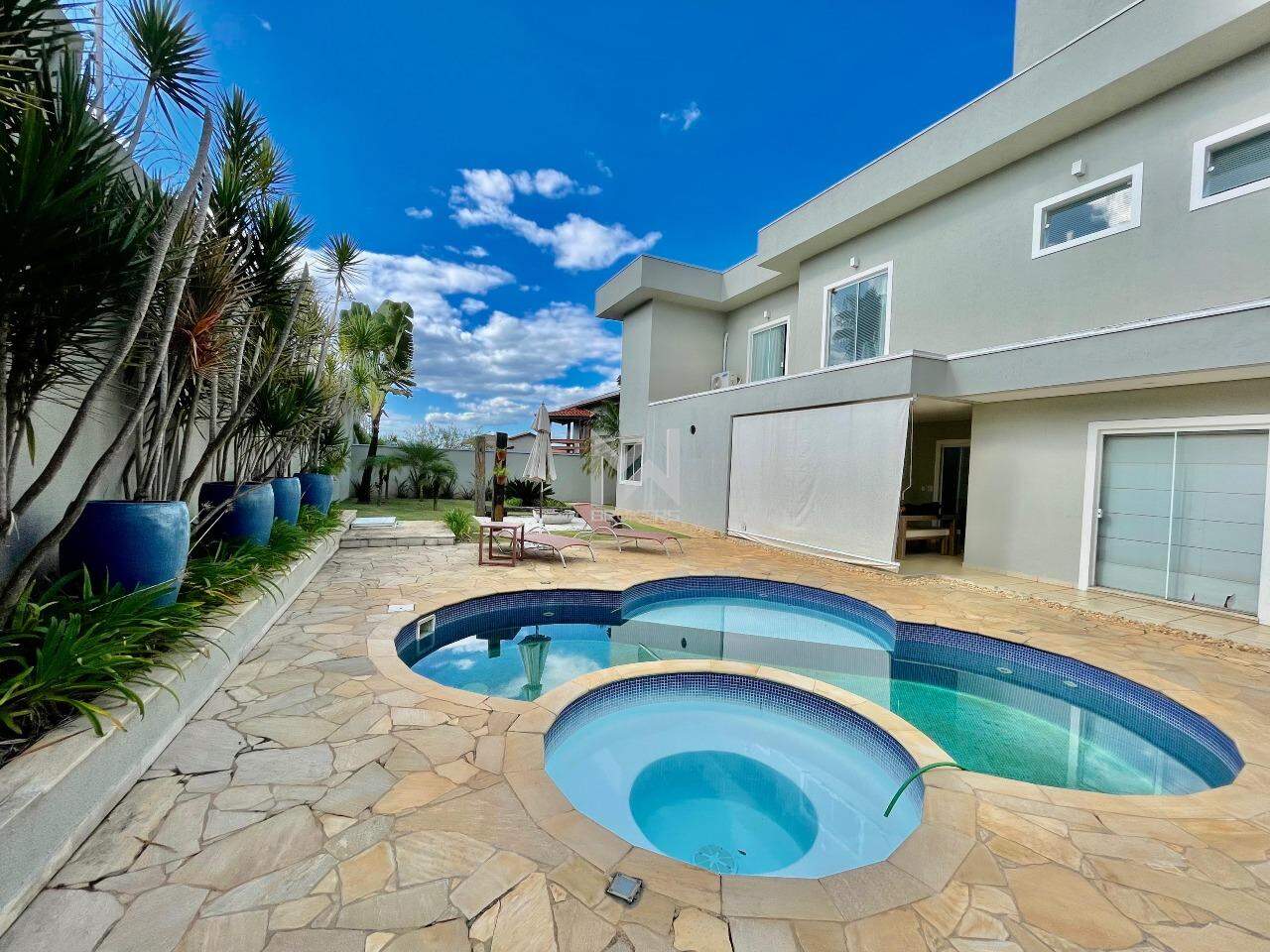 Casa em Condomínio à venda no Condomínio Grape Village: Piscina