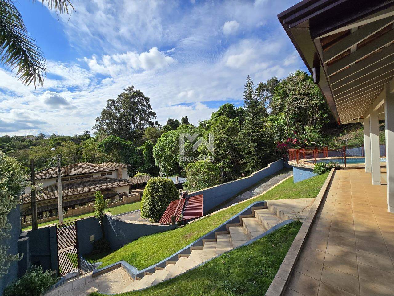 Casa em Condomínio para aluguel no Condomínio Vista Alegre: fachada