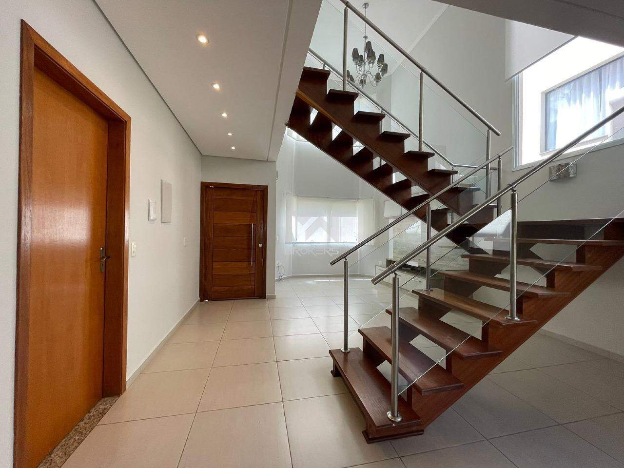 Casa em Condomínio à venda no Condomínio Reserva dos Vinhedos: sala