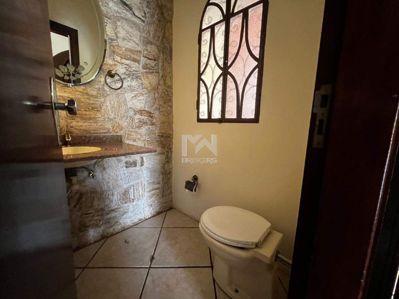 Casa em Condomínio para aluguel no Condomínio Marambaia: lavabo