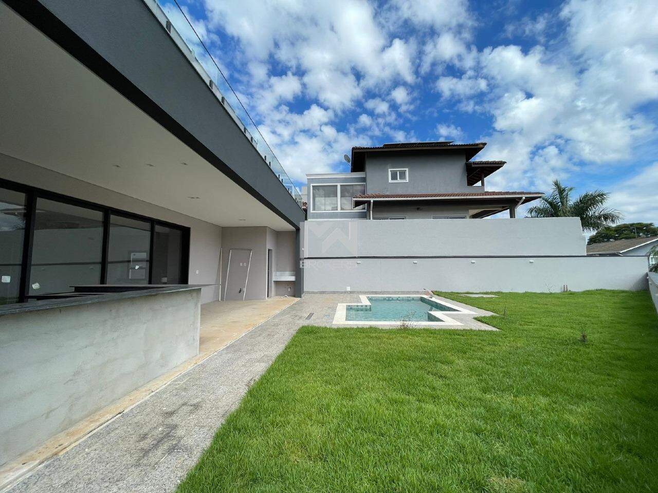 Casa em Condomínio à venda no Condomínio Reserva dos Vinhedos: fundos