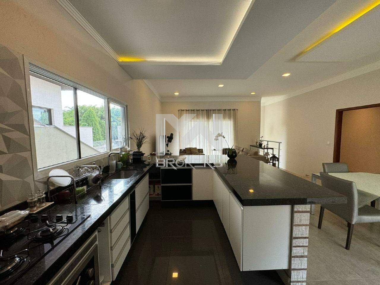 Casa em Condomínio para aluguel no Reserva dos Vinhedos: cozinha