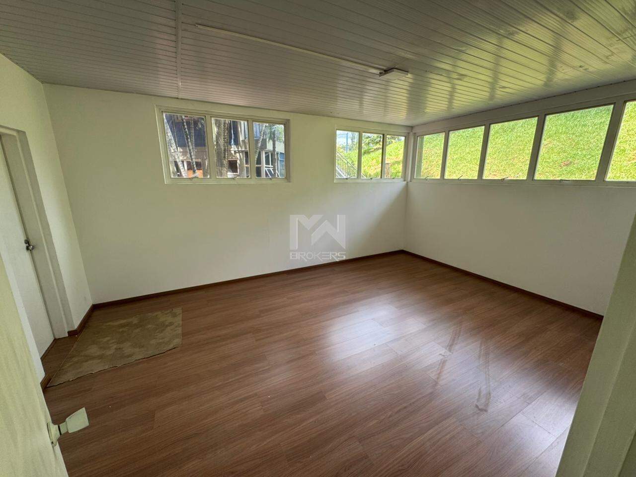 Galpão para aluguel no Nova Vinhedo: escritório