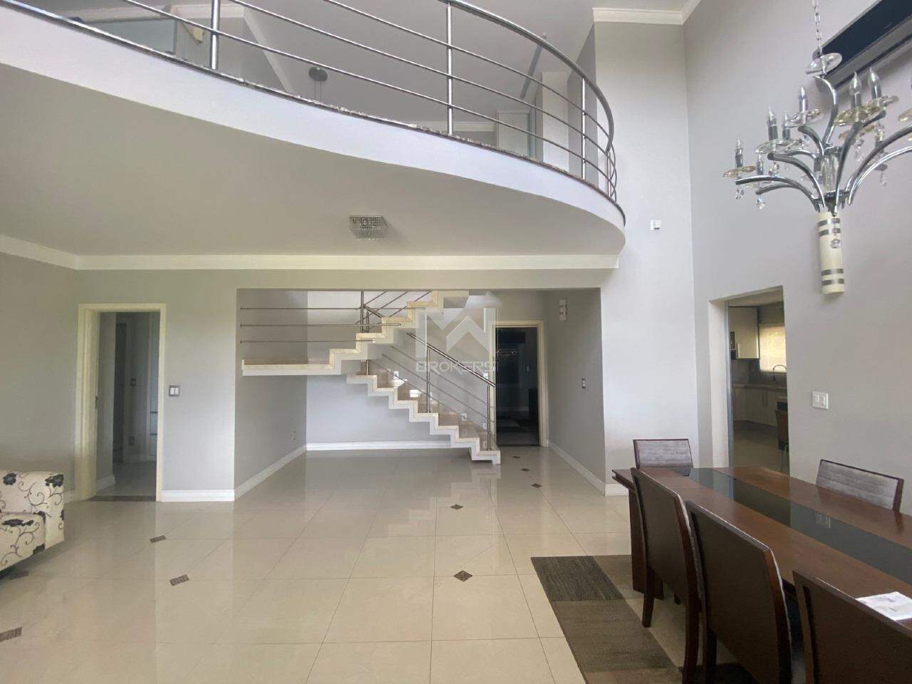 Casa em Condomínio à venda no Pinheirinho: salas