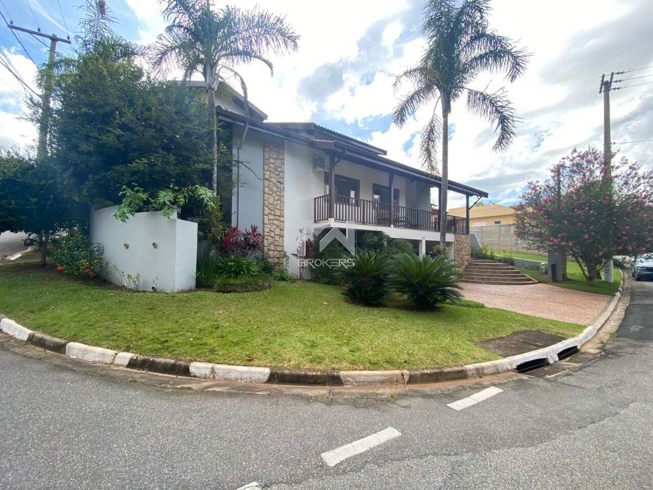 Casa em Condomínio à venda no Loteamento Recanto dos Paturis: fachada