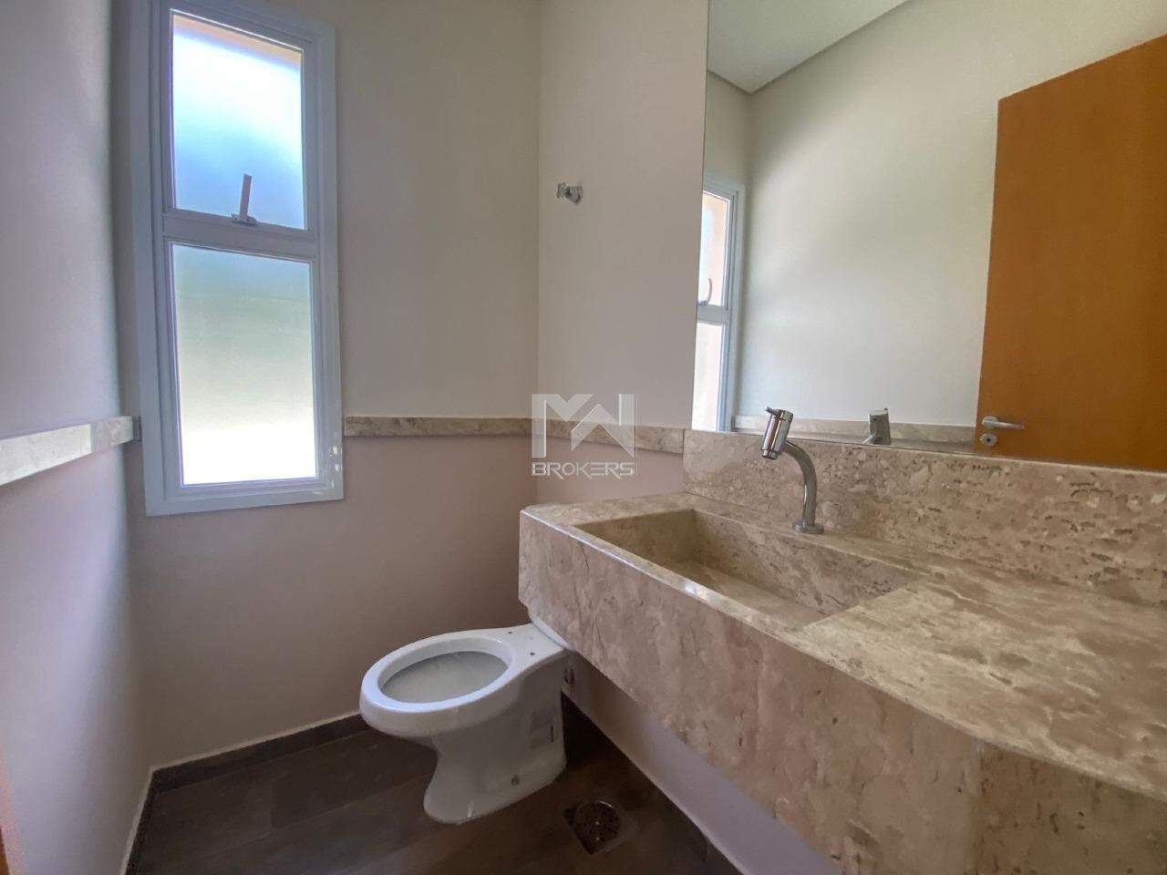 Casa em Condomínio à venda no Condomínio Santa Isabel: lavabo