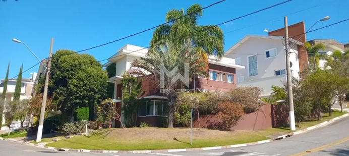 Casa em Condomínio à venda no Loteamento Recanto dos Paturis: fachada