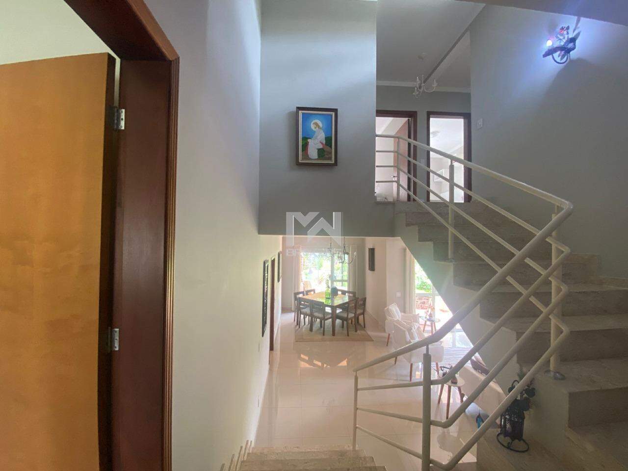 Casa em Condomínio à venda no Residencial Delle Stelle: hall de entrada