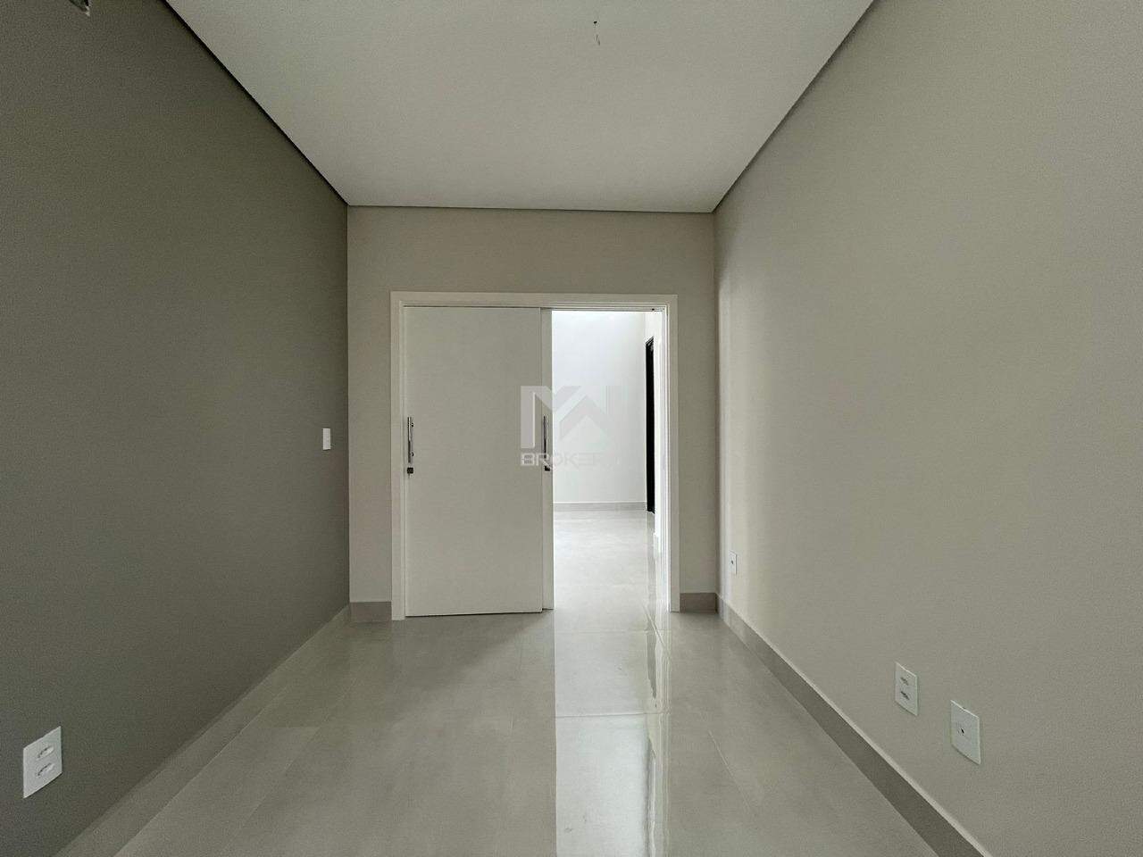 Casa em Condomínio à venda no Condomínio Reserva dos Vinhedos: escritório