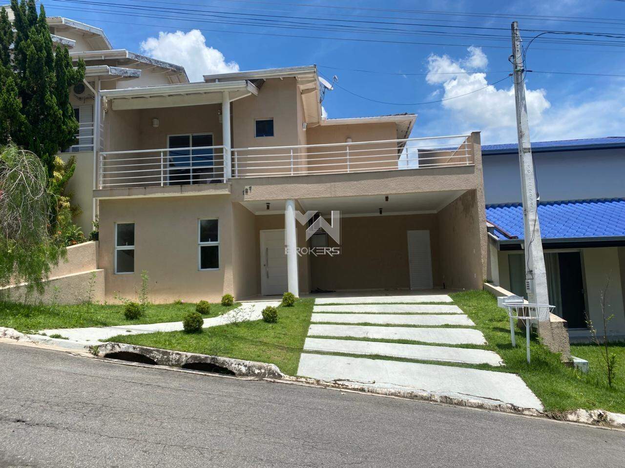 Casa em Condomínio à venda no Santa Claudina: fachada