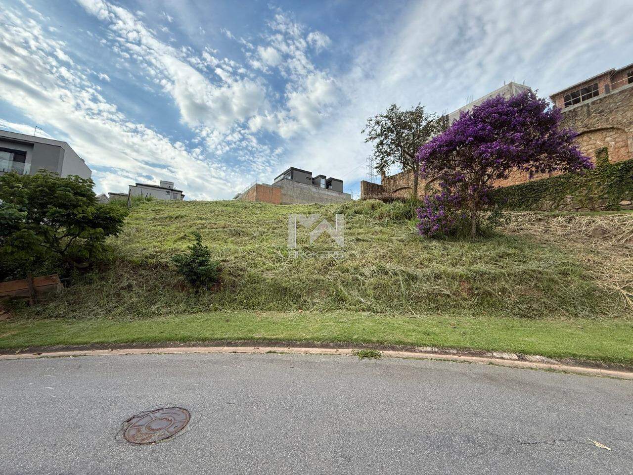 Terreno à venda no Condomínio Campo de Toscana: Terreno
