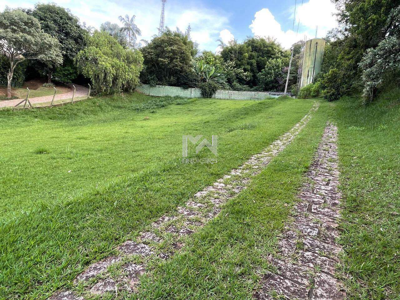 Terreno à venda no Condomínio Chácaras do Lago: 