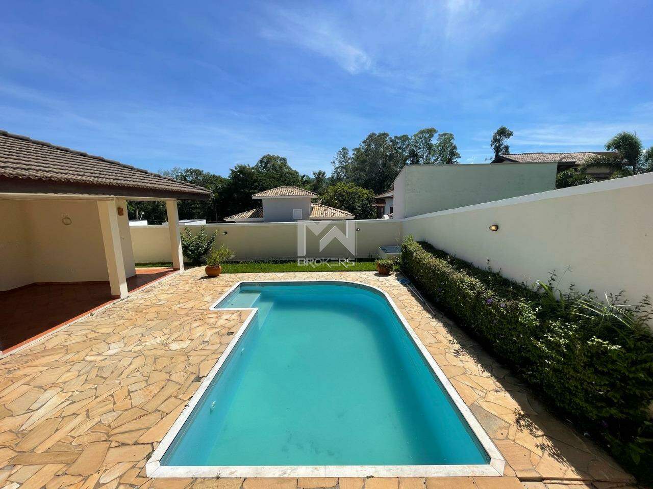 Casa em Condomínio à venda no Condominio Villaggio Capriccio: piscina