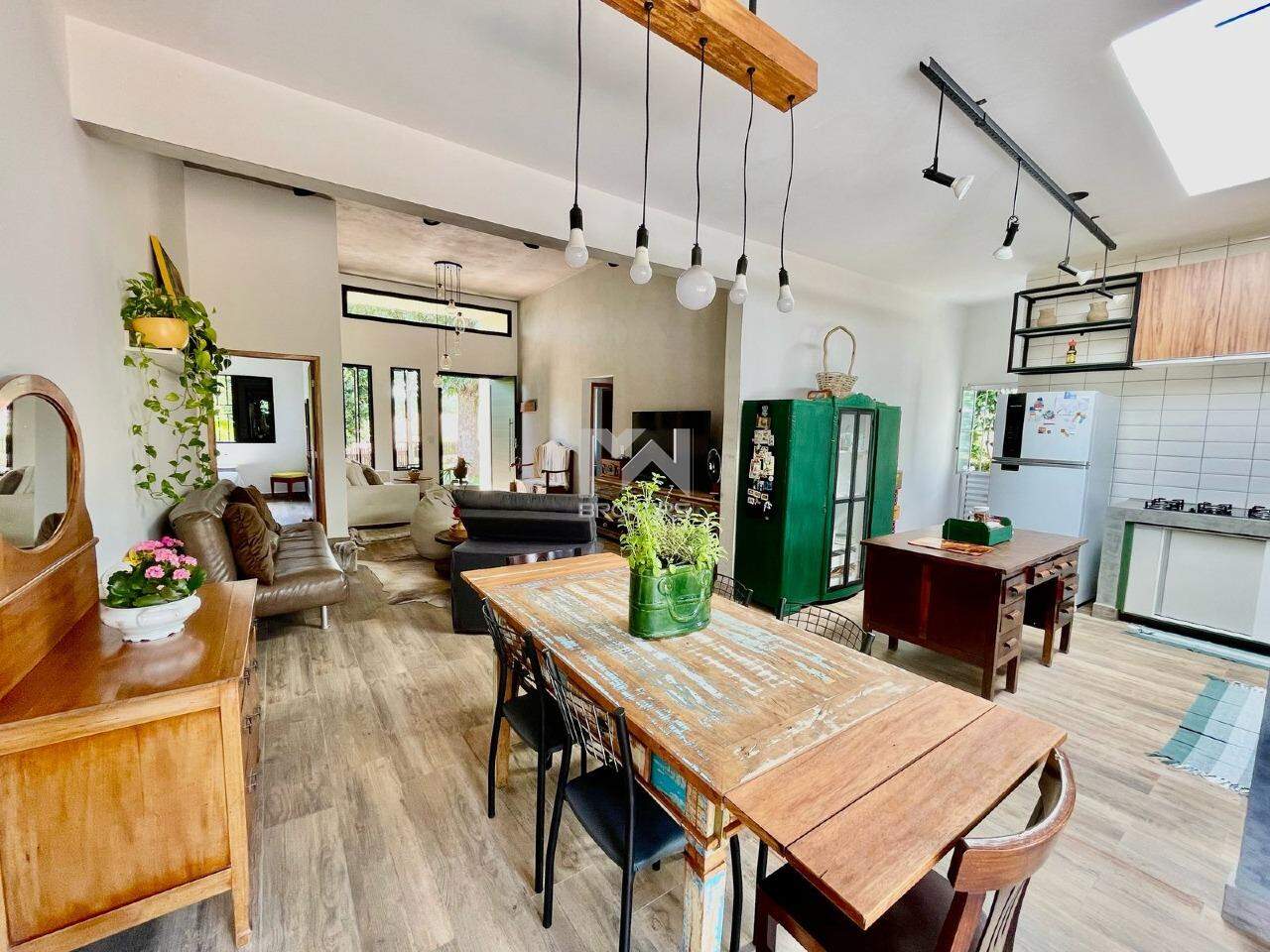 Casa em Condomínio à venda no Condomínio Chácaras do Lago: Sala