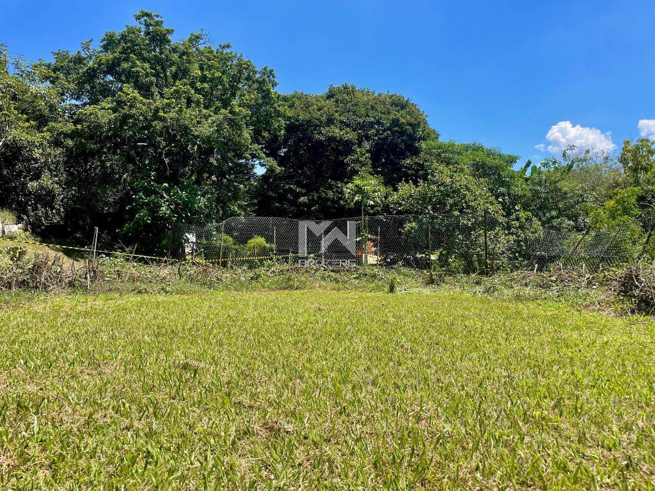 Terreno à venda no Condomínio Chácaras do Lago: Terreno