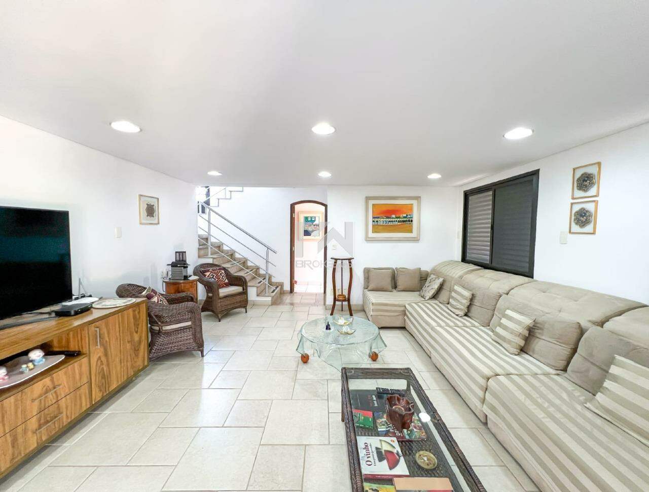 Casa em Condomínio à venda no Condomínio Marambaia: salas