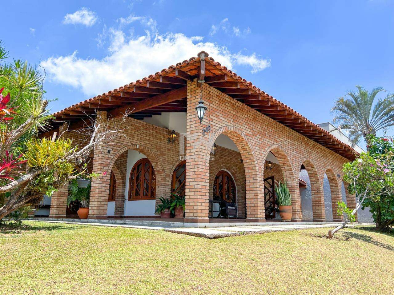 Casa em Condomínio à venda no Condomínio Marambaia: fachada