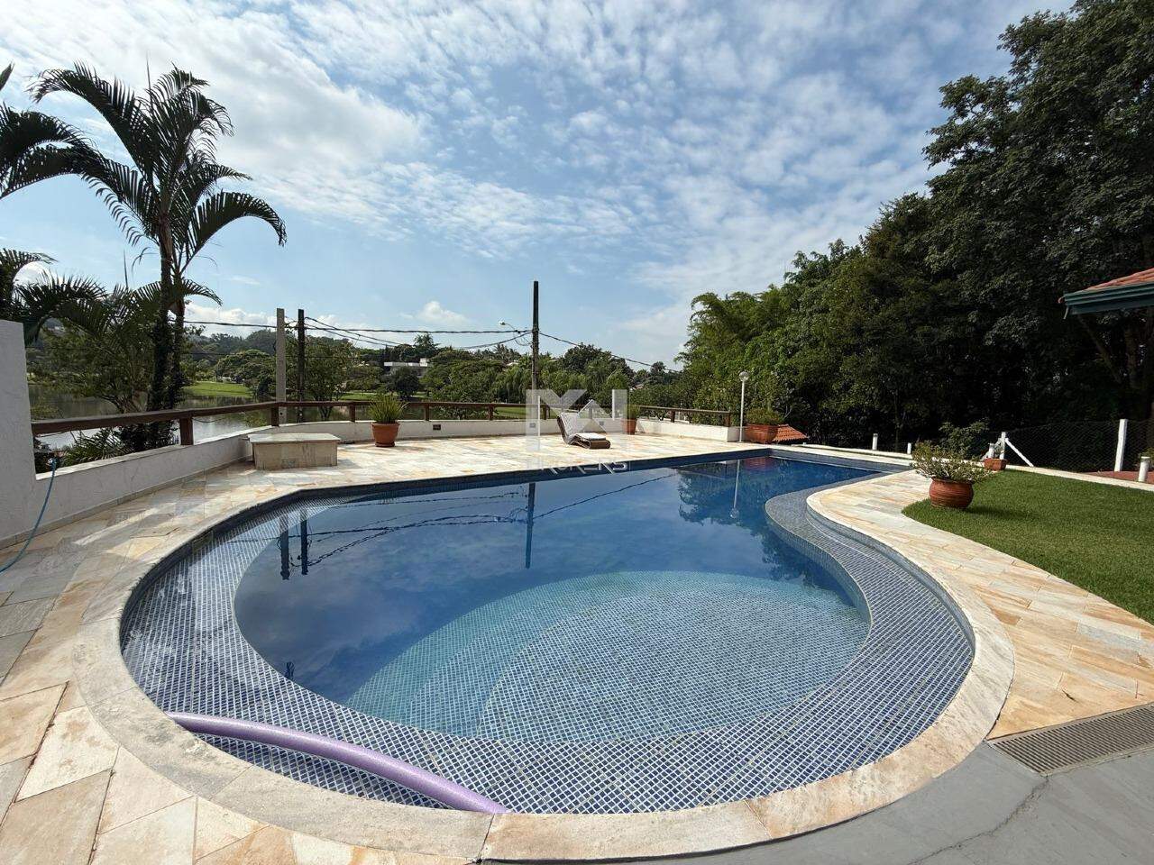 Casa em Condomínio à venda no Condomínio Marambaia: piscina