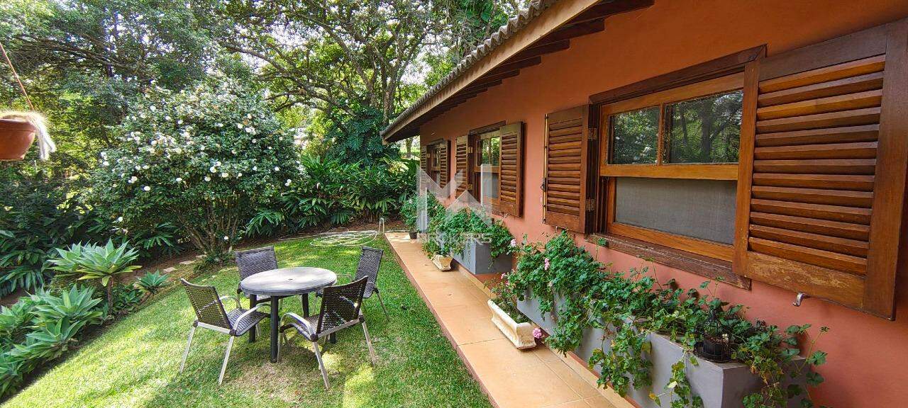 Casa em Condomínio à venda no VALE DA SANTA FE: 